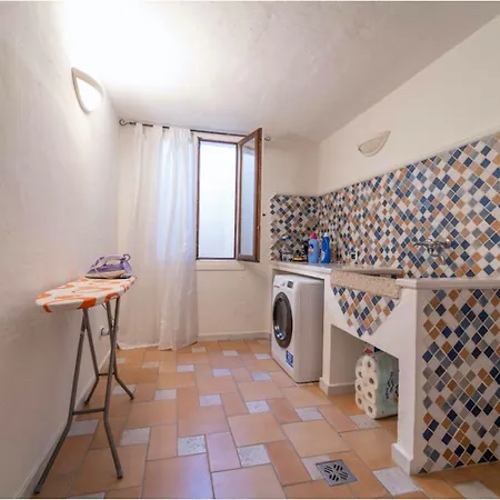 Casa Manfrei * Ольбія